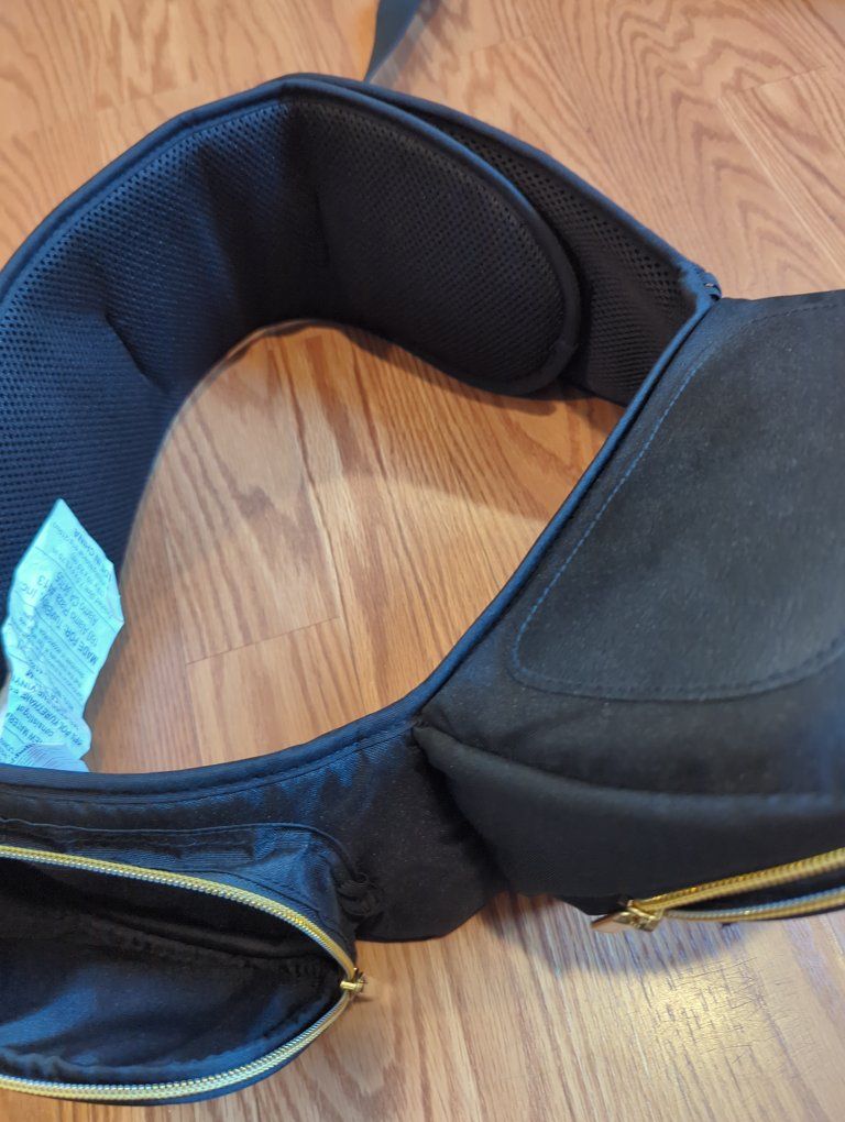 Tushbaby hip seat baby carrier black/gold