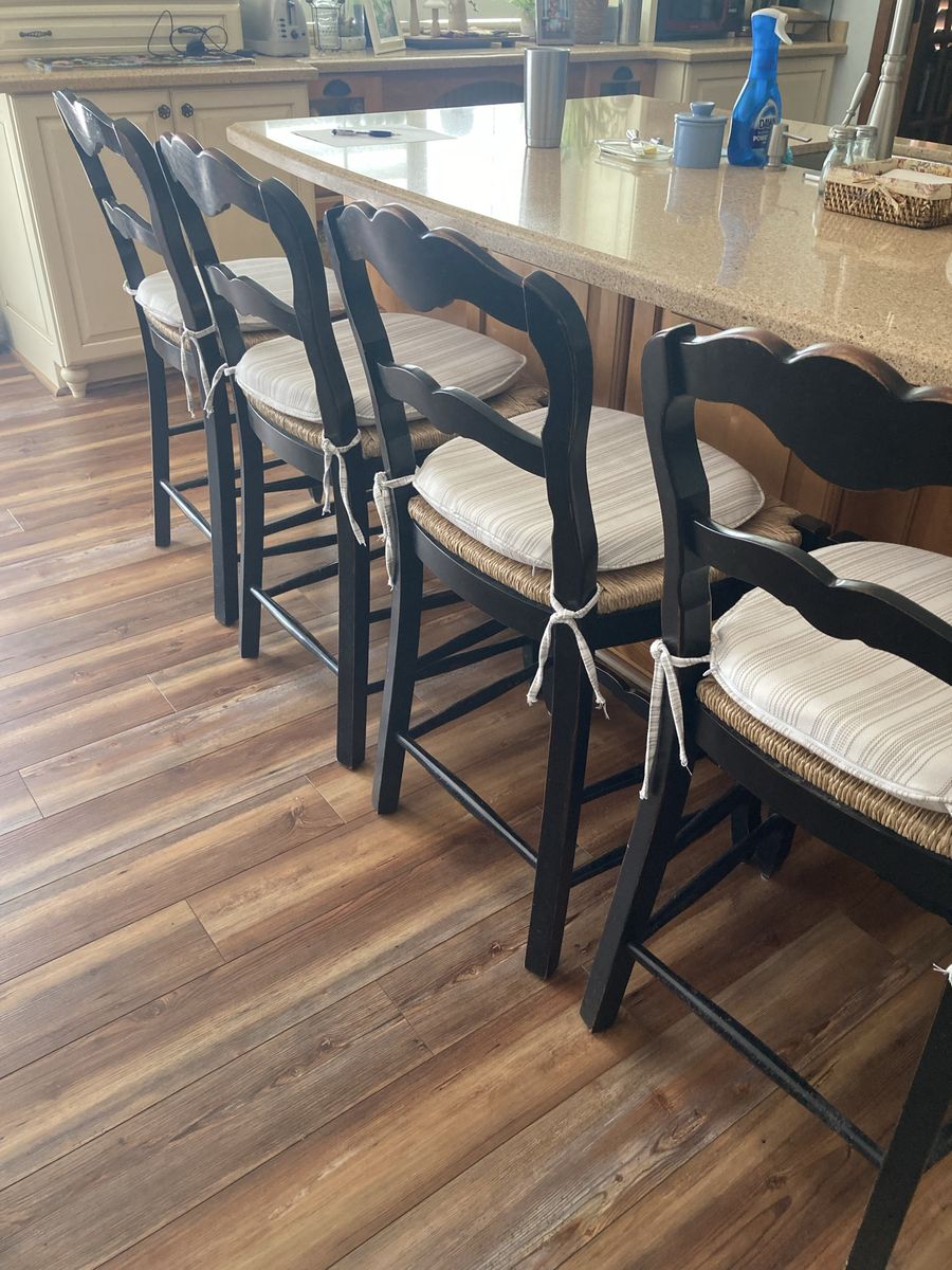 Set of 4 Black Counter Height Bar Stools with Woven Seats and Cushions