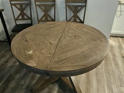 Rustic Round Dining Table Set with Extendable Leaf and X-Back Chairs