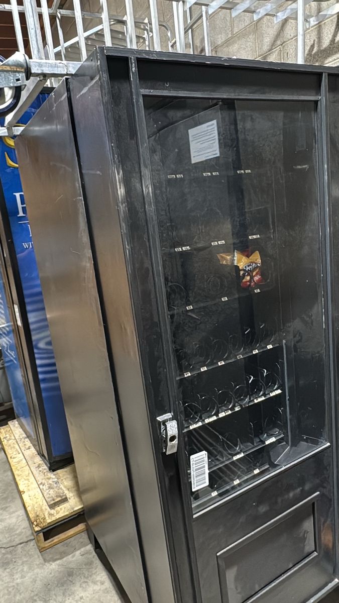 Candy vending machine