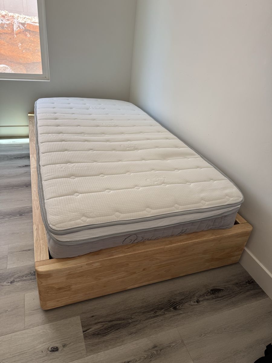 THUMA Solid Wood Platform Bed Frame & Mattress - Twin Size, Minimalist Design