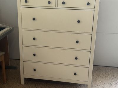 Like New IKEA Hemnes Dresser!