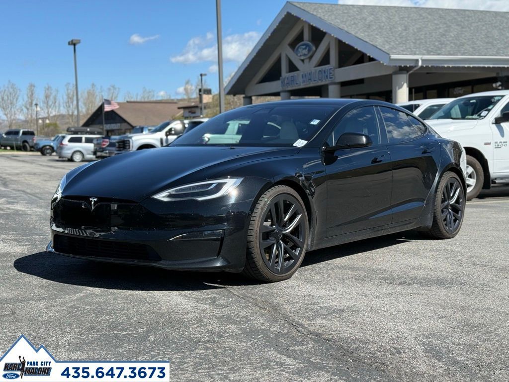 2022 Tesla Model S Plaid