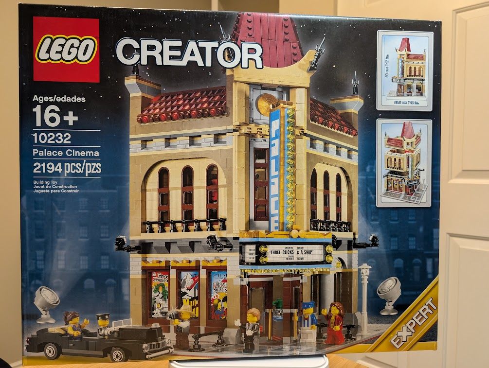 NEW LEGO Creator Expert: Palace Cinema (10232)