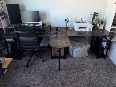 Large T shaped desk