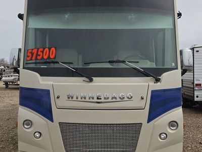 2017 Winnebago Vista LX30T8