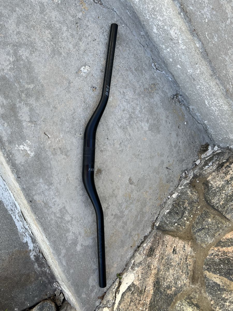PNW Loam Carbon bars. 35.0 / 38mm rise