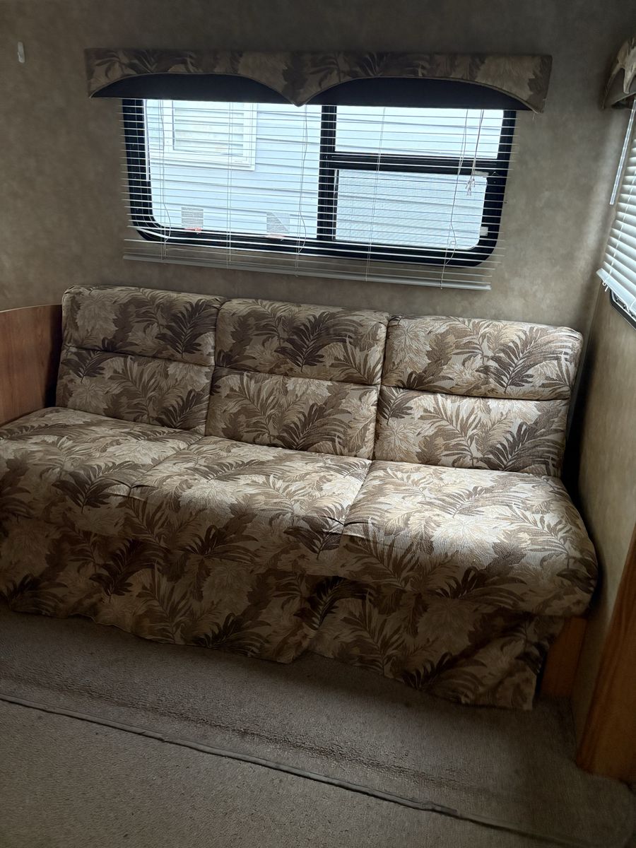 Main image 9