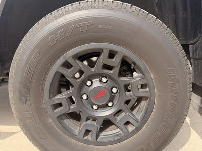 Bridgestone Dueler H/T 265/70/R17