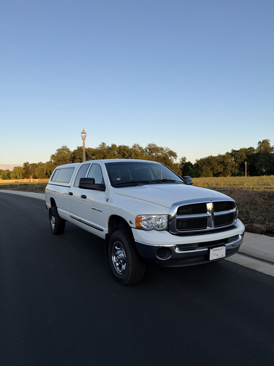 2005 Dodge Ram 2500 SLT