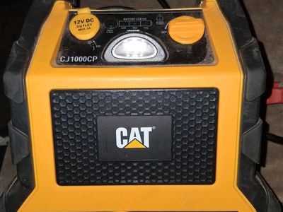 CAT Battery Jumper & power supply & air pump
