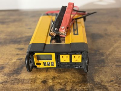 DEWALT 1000-Watt Digital Power Inverter - Dual AC Outlets & Triple USB