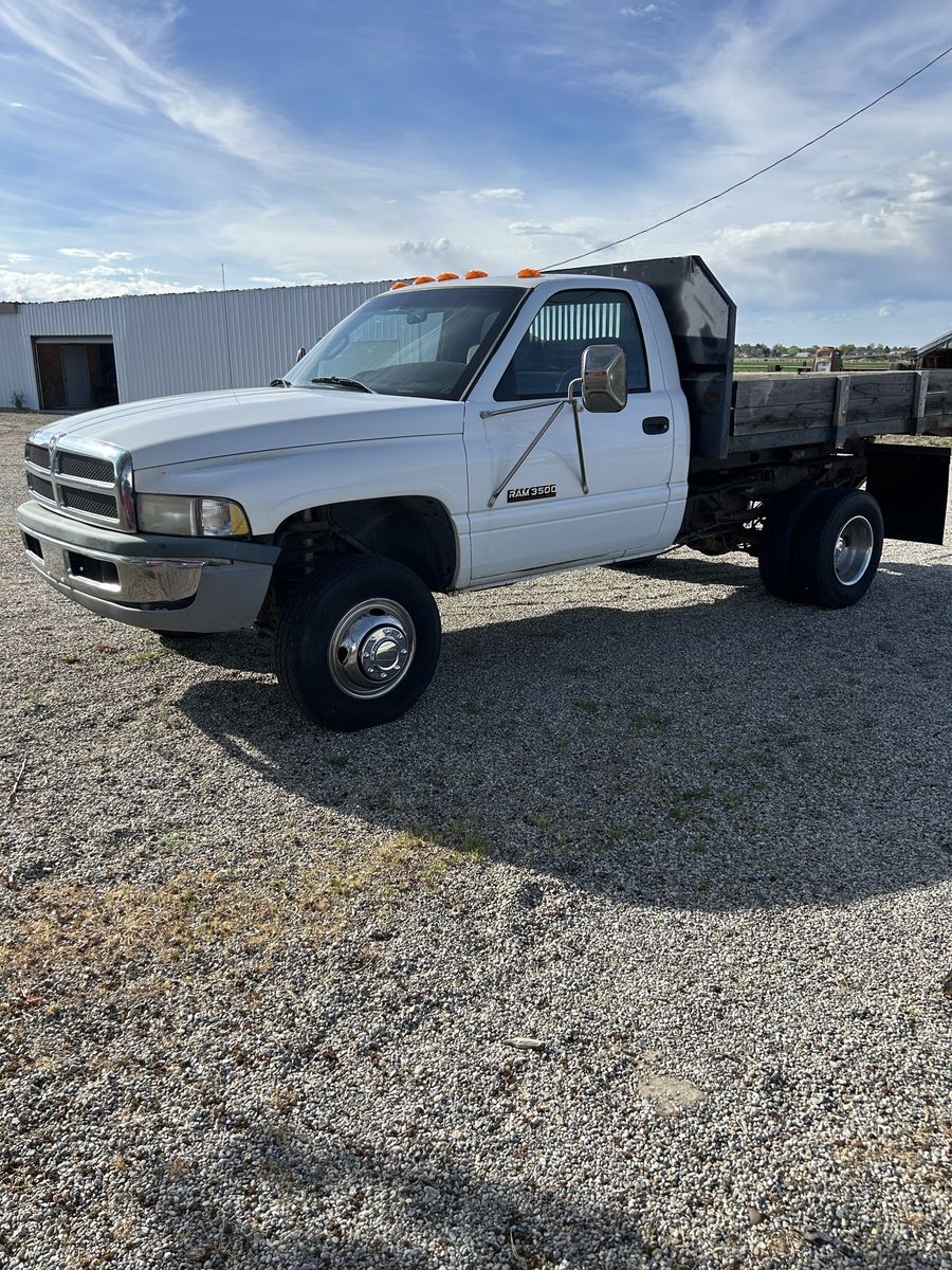 1999 DODGE RAM 3500