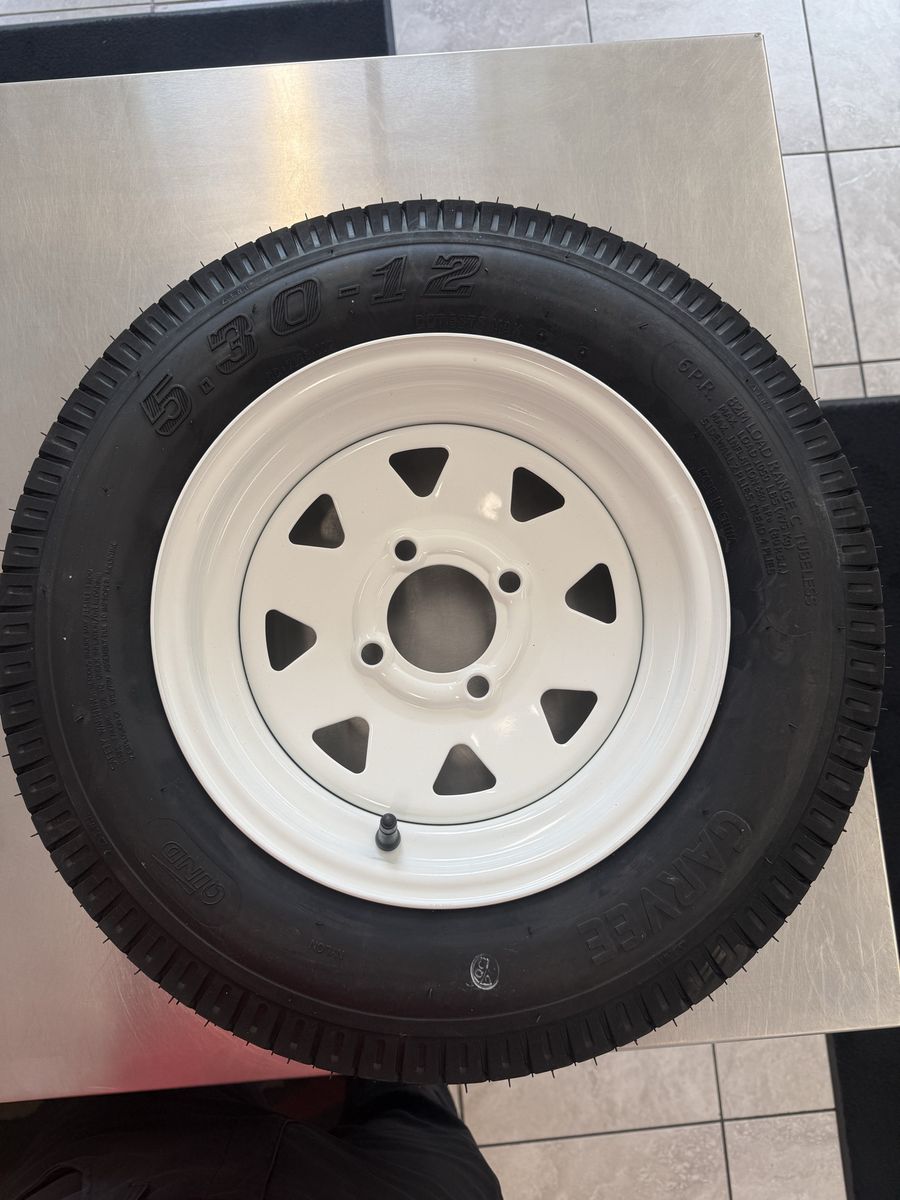 Garvee 5.30-12 6PR Tubeless Trailer Tire with White Wheel Rim - Load Range C