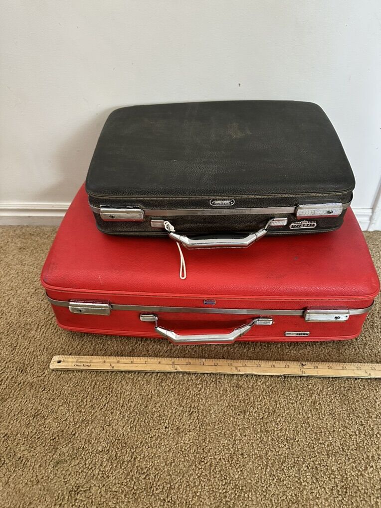 Vintage American Tourister Luggage *meet In Ogden*