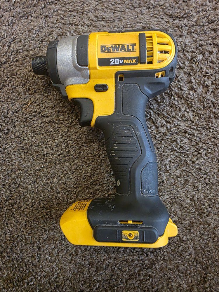 DEWALT 20V MAX Cordless 1/4 in. Impact Driver