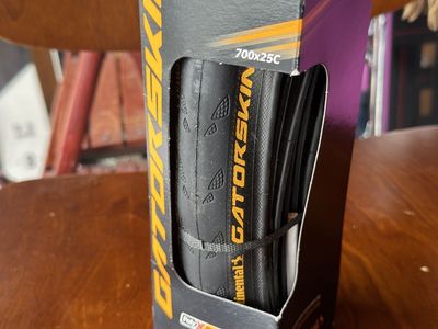 Continental Gatorskins 700C
