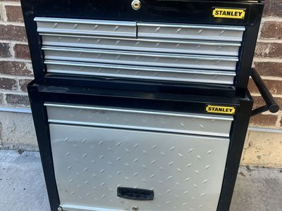 Stanley Black & Silver Rolling Tool Chest with Multiple Drawers & Keys