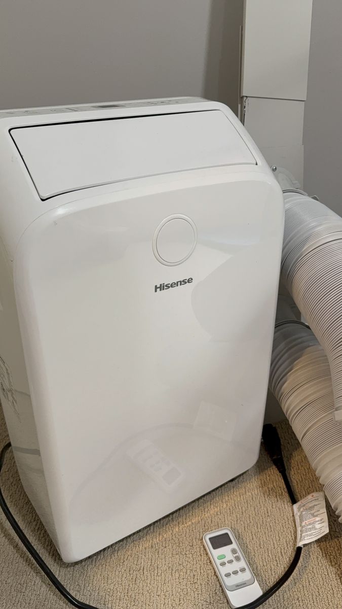 Hisense Dual-Hose Portable Air Conditioner