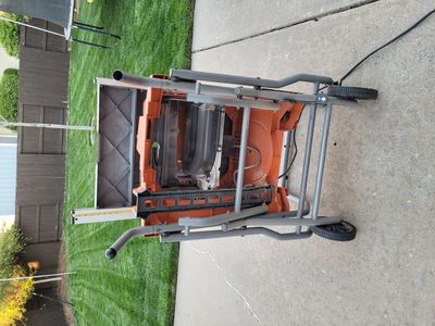 Rigid Portable Table Saw 15 Amp 10 in. w/stand