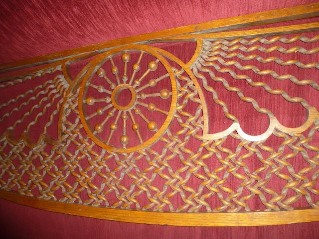 Oak Fretwork/Gingerbread Decorative Trim - Large