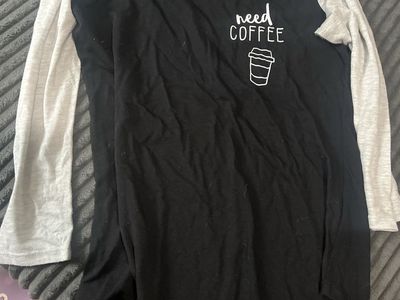 Mighty Fine 'Need Coffee' Graphic Raglan Long Sleeve Shirt Medium Black White