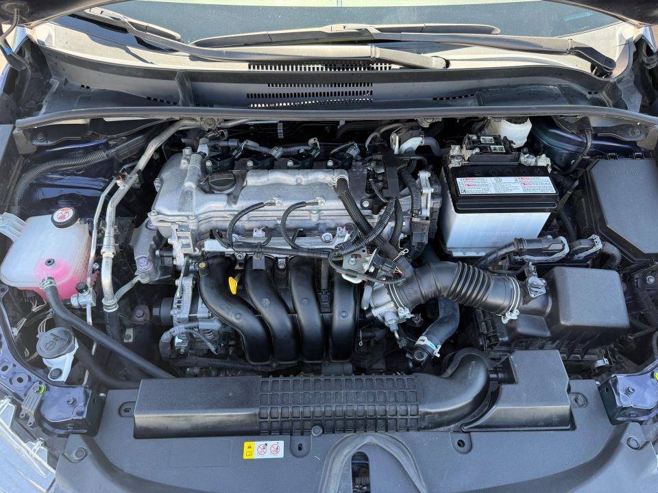 Main image 3