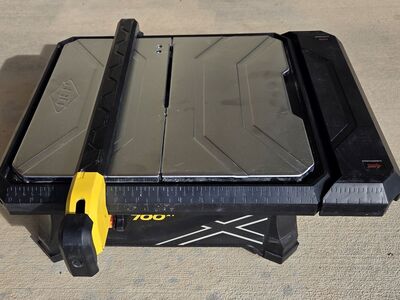 7" WET TILE SAW, USED, EXCELLENT SHAPE. $30