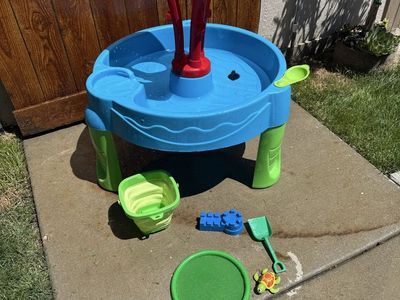 Water and sand toddler size sand table
