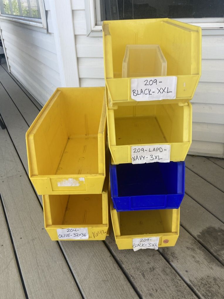8 Plastic Bins - 2-17.5x8.25x8.75