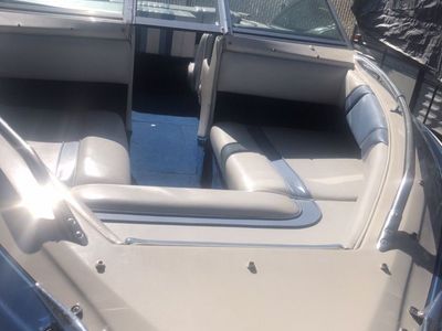 87 Sea Ray Boat