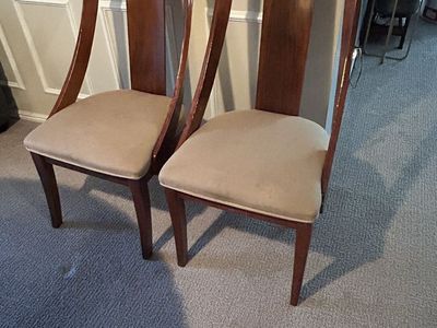 Set of 6 dinning chairs