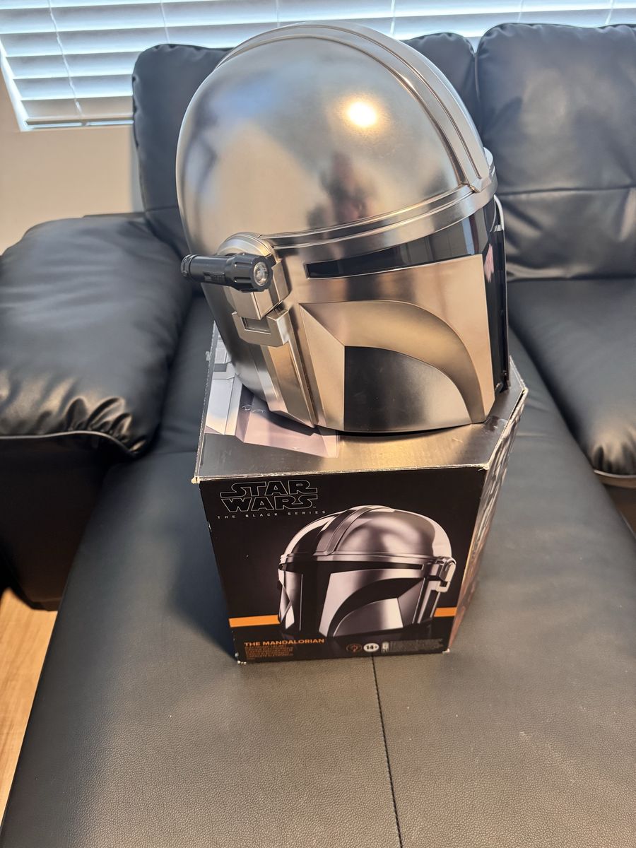Starwars Mandalorian Helmet