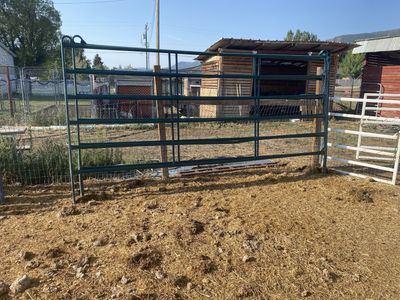 Livestock equipment