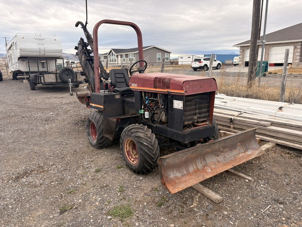 Ditch Witch 3500 DD Diesel Trencher