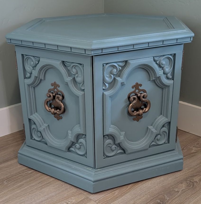 Blue 6-Sided Cabinet