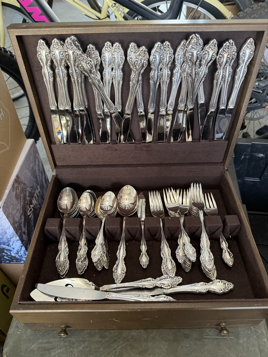 Vintage Silverplate Flatware Silverware Set with Wooden Storage Chest
