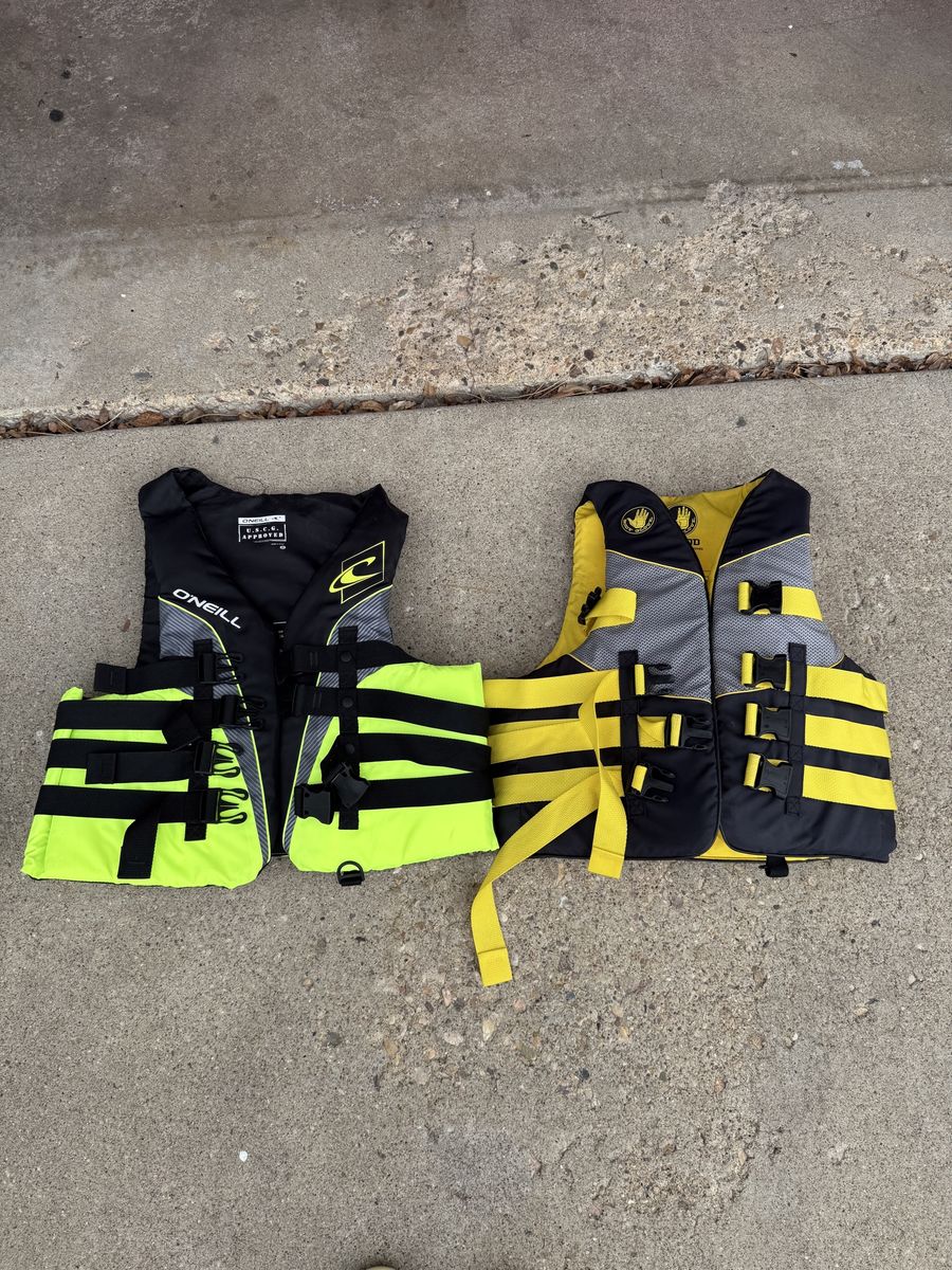 Adult Life Vests (XXL and XL)