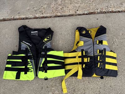 Adult Life Vests (XXL and XL)