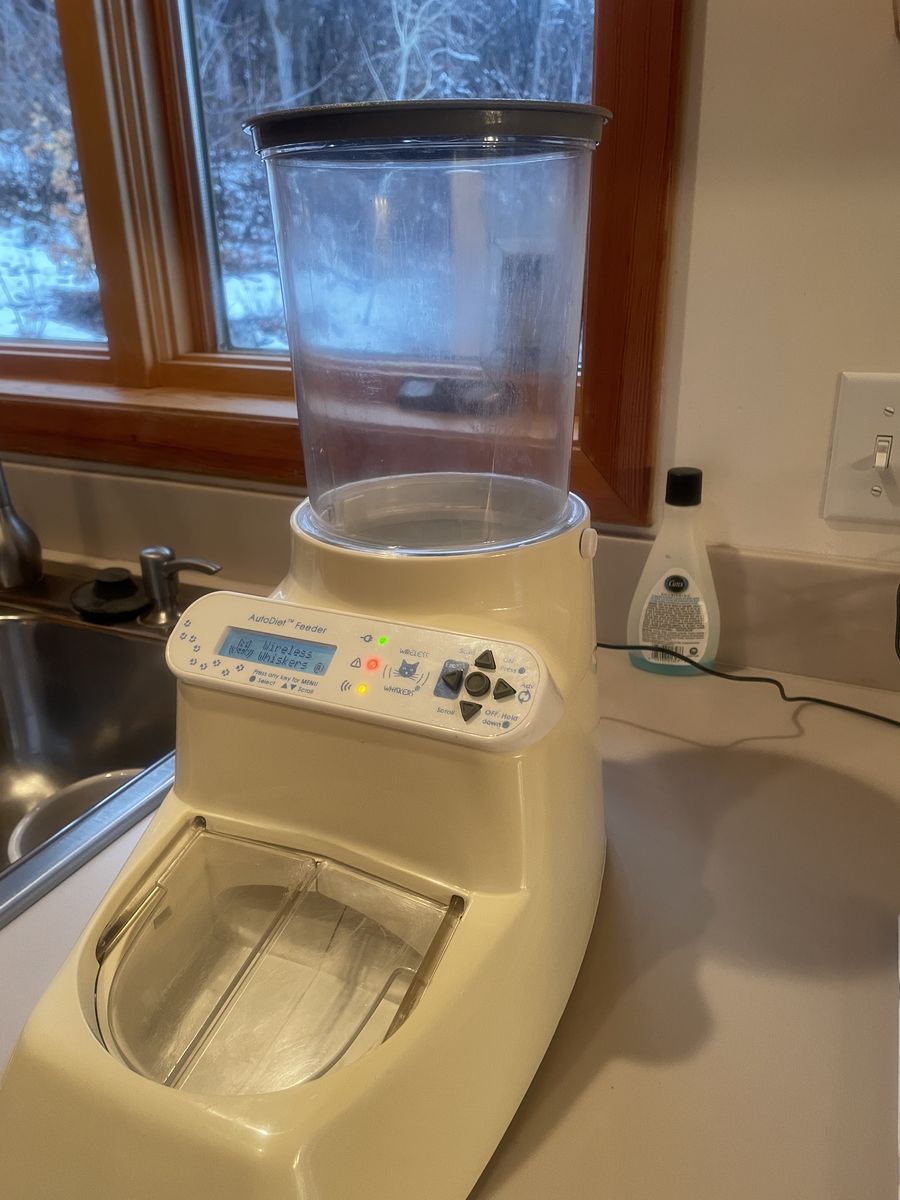Wireless Whiskers Pet Feeder