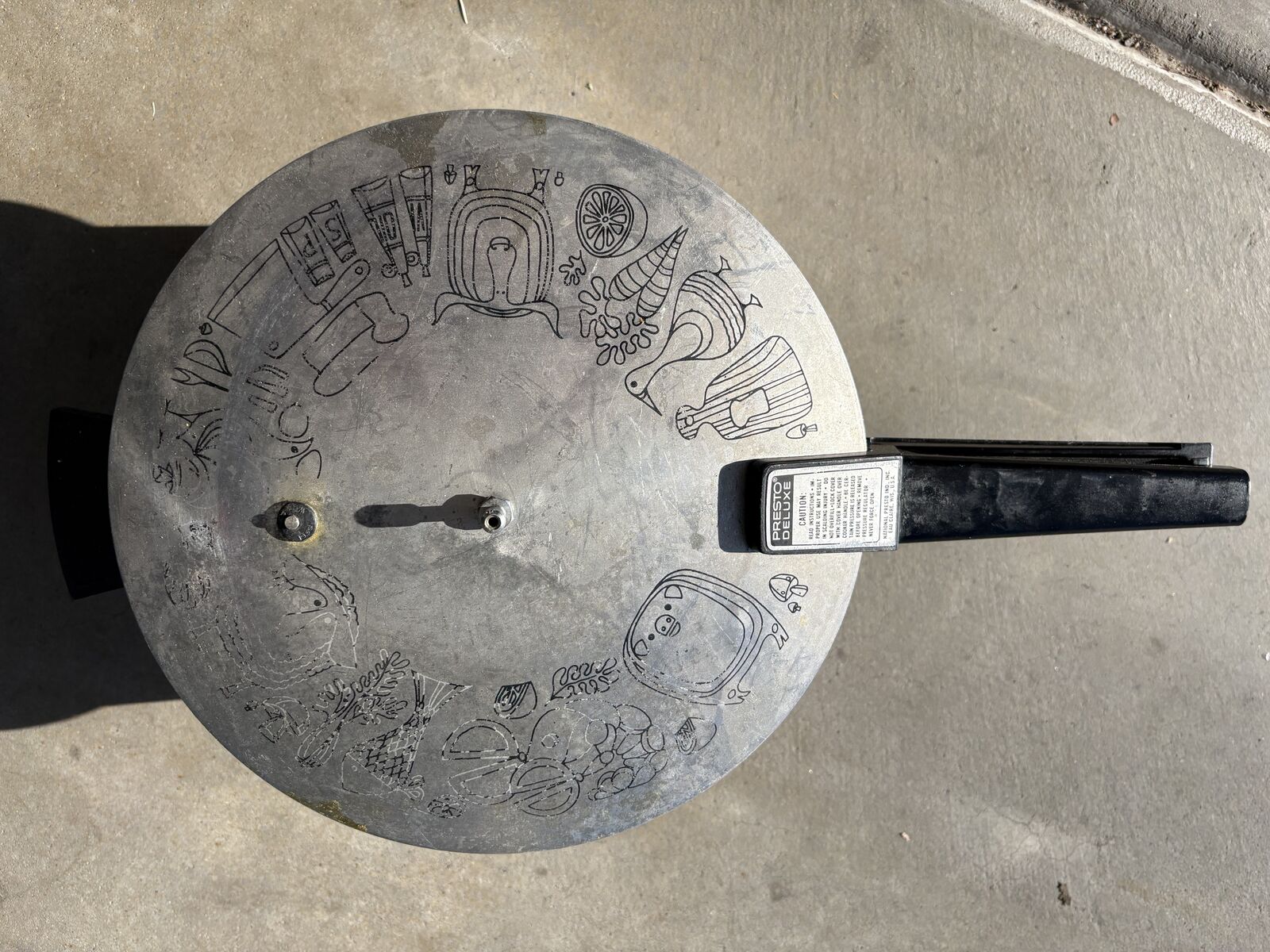 Vintage Presto Pressure Cooker Deluxe Farm Prints