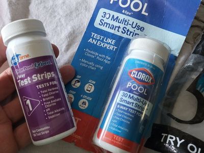 Clorox Pool&Spa & HTH Clear Pool Expert Multi-Use 6-Way Test Strips - 30 & 50 Count Packs
