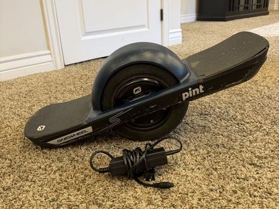 Onewheel Pint s Electric Board Skateboard with Charger - Used