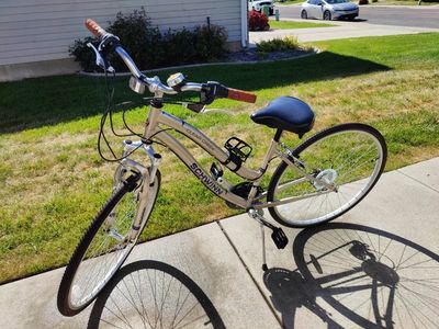 Schwinn Clear Creek 700x35c (28”) Step-Thru Hybrid Bike, V-Brakes