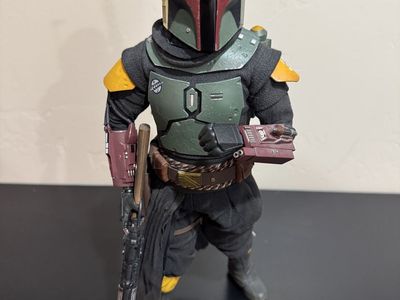 Boba Fett Star Wars Collectible Action Figure - Sideshow Collectables / Hot Toys