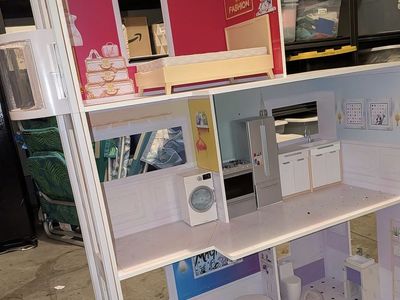Rainbow High Dollhouse