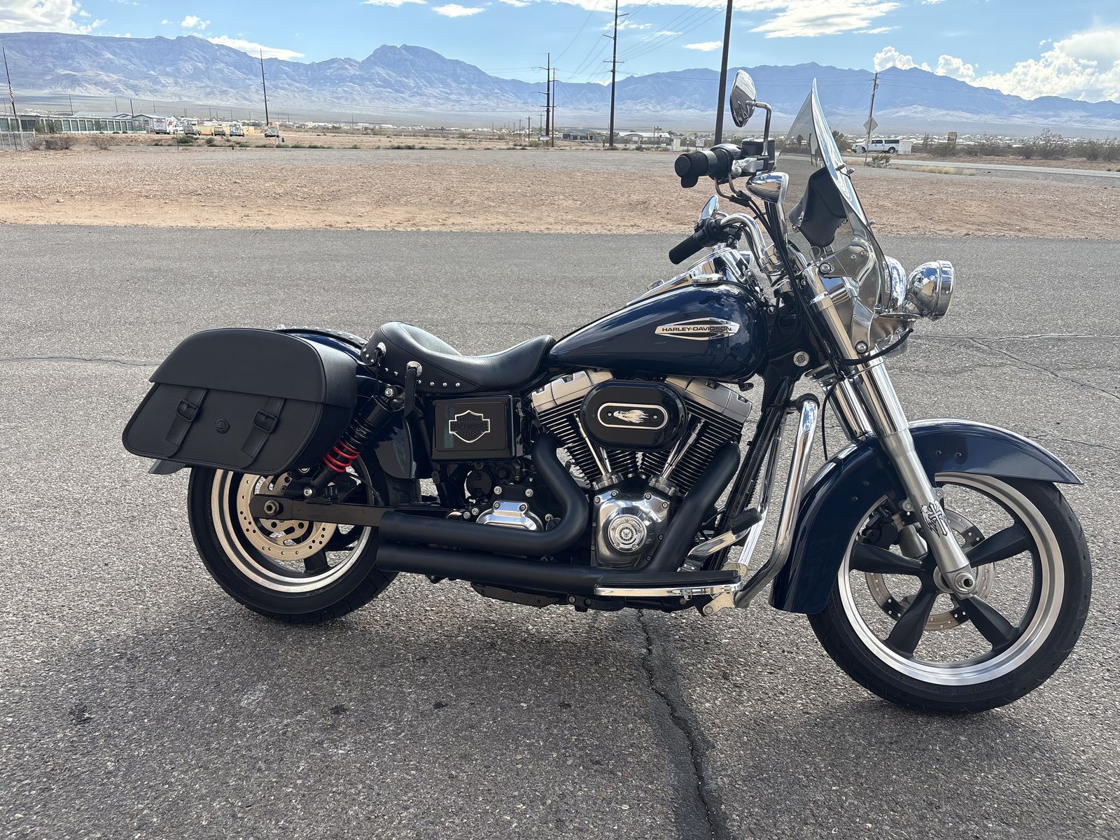 2013 Dyna Switchback. Big Blue Pearl.