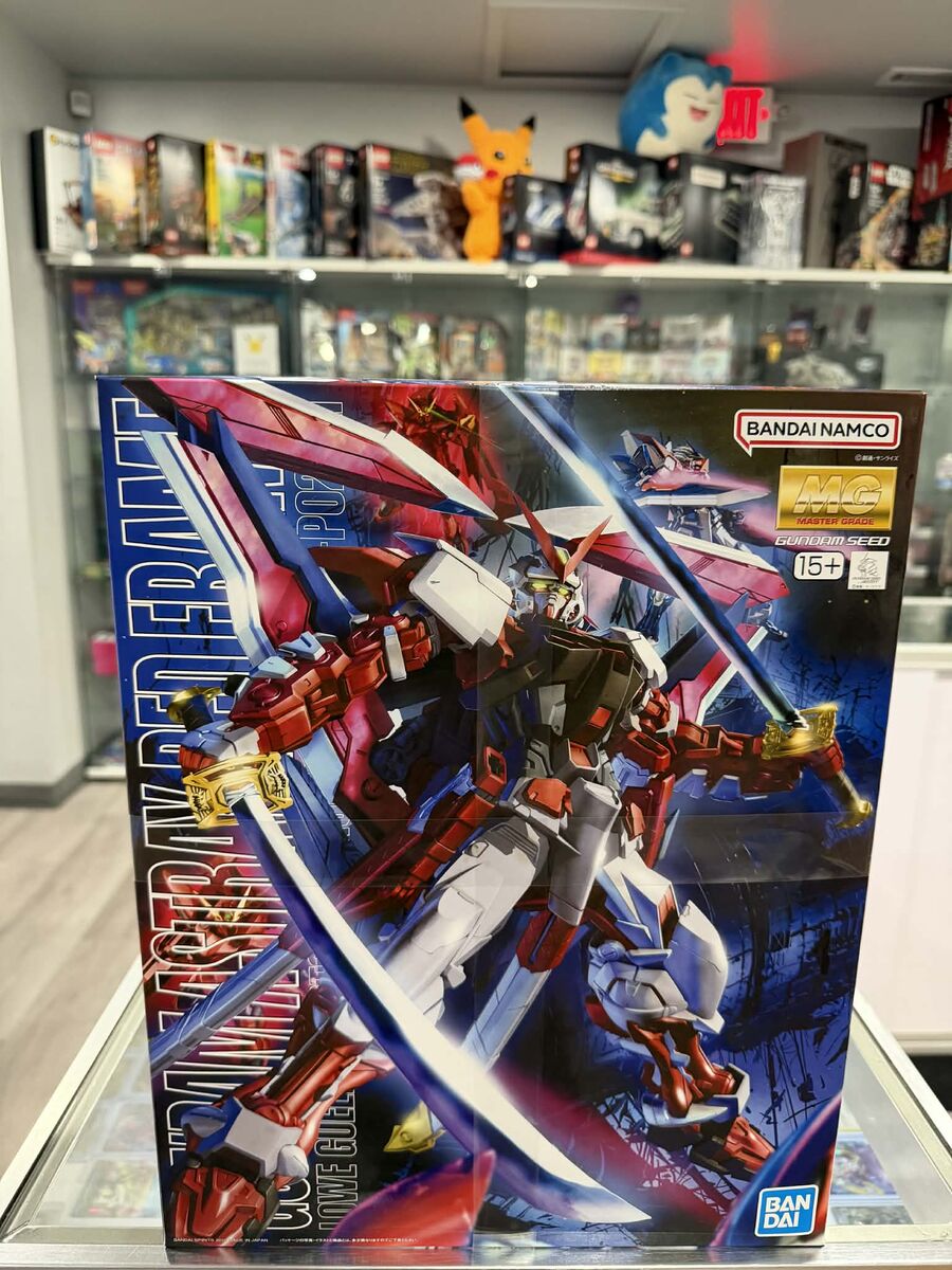 Brand new Gundam Model Kit: MG 1/100 - Astray Red Frame Revise