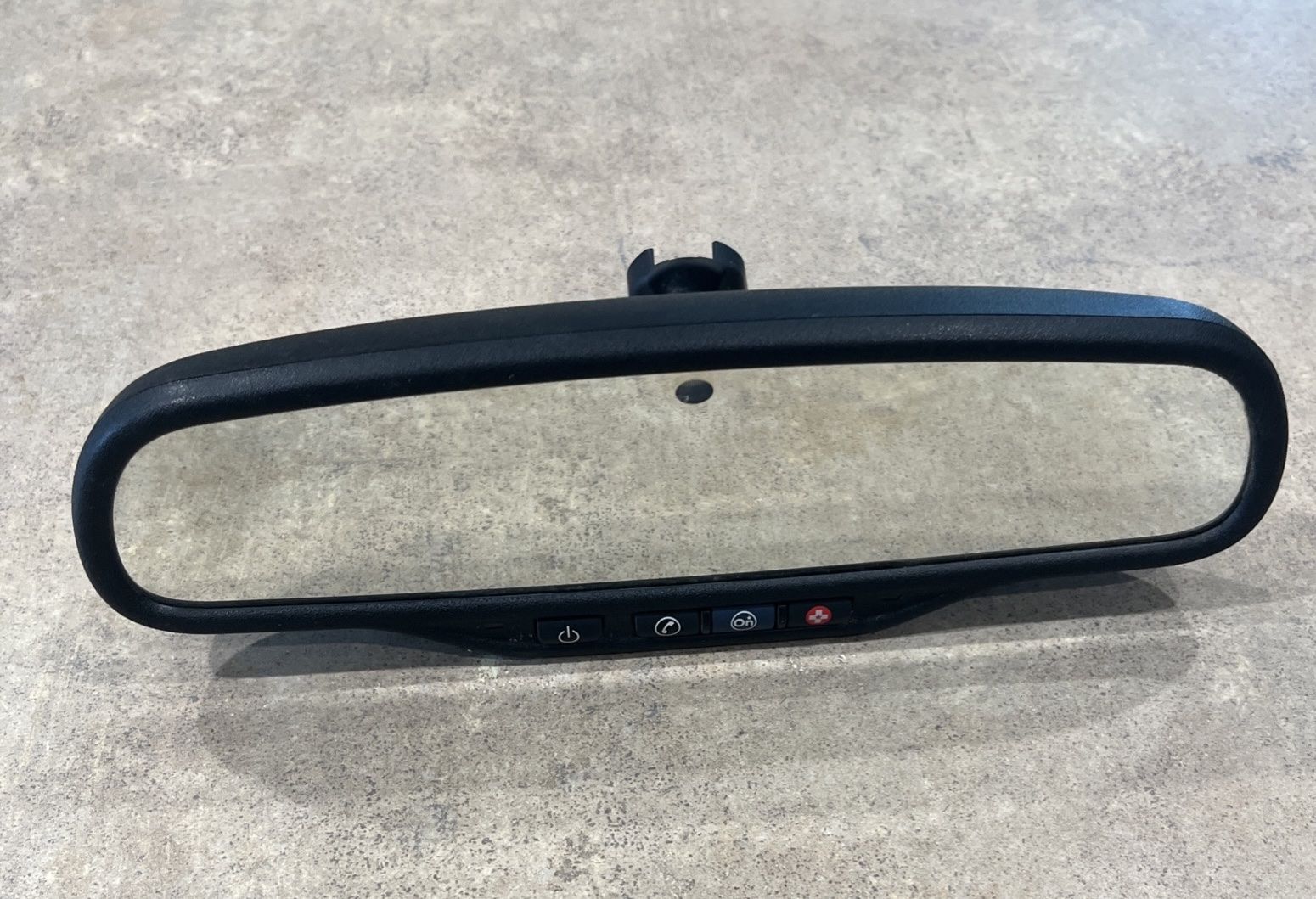 2007-2013 Chevy Silverado Sierra Rear View Mirror OnStar Auto Dim OEM 15816792