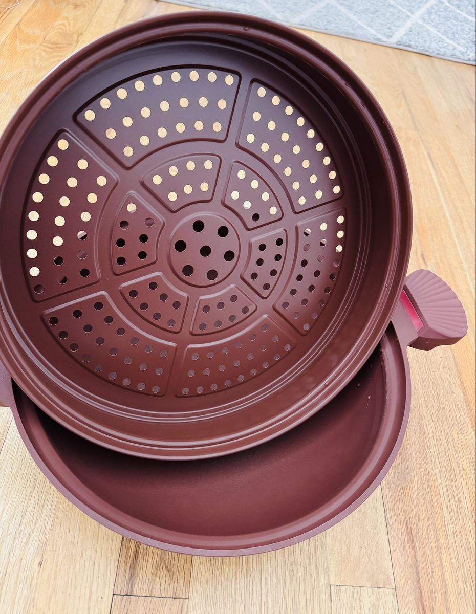 Main image 3